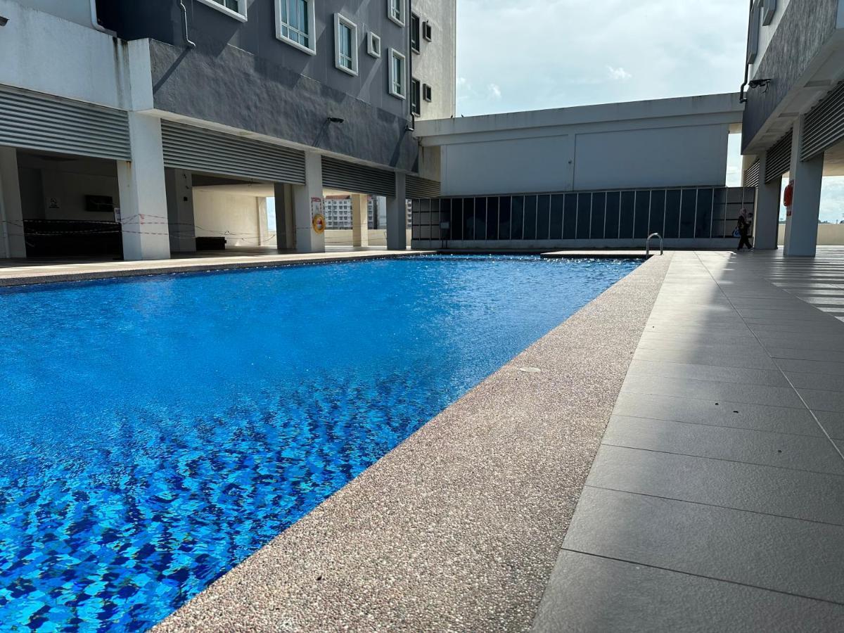 Ciptarase Apartment - Drawbridge,Ktcc Mall, كُوالا تيرينغانو المظهر الخارجي الصورة